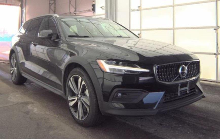 used 2025 Volvo V60 Cross Country car, priced at $37,708