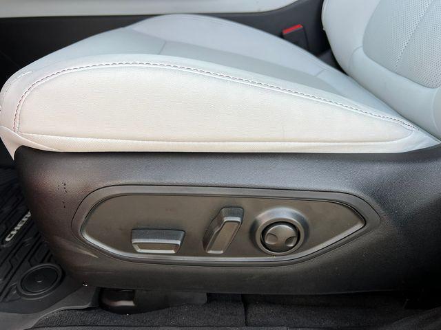 new 2026 Jeep Cherokee car, priced at $39,045