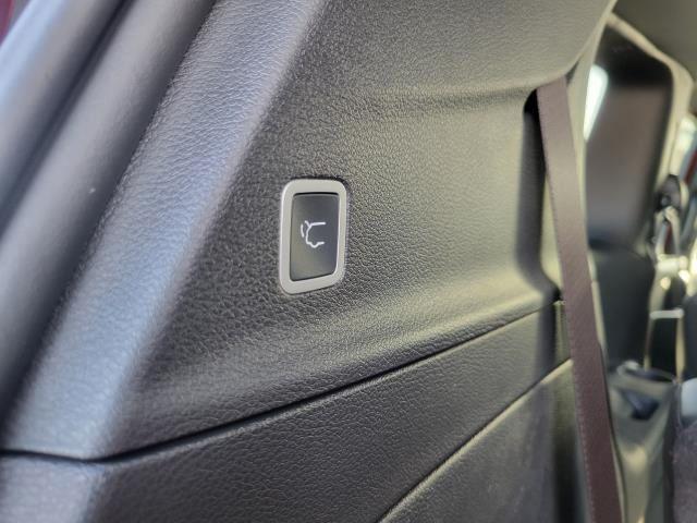 new 2026 Chrysler Pacifica car, priced at $45,395