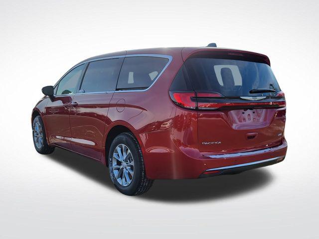 new 2026 Chrysler Pacifica car, priced at $45,395