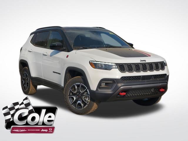 new 2025 Jeep Compass car, priced at $32,501