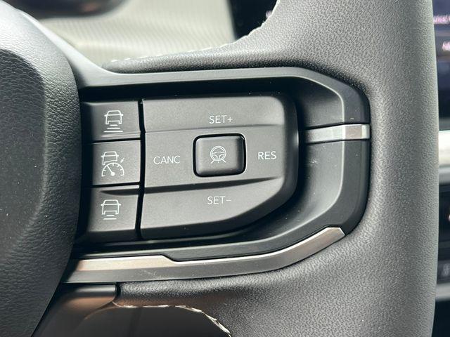 new 2026 Jeep Cherokee car, priced at $41,304