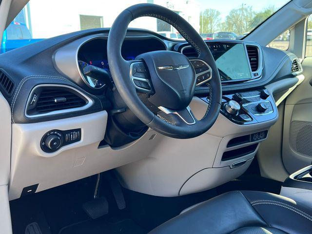used 2024 Chrysler Pacifica car, priced at $29,997