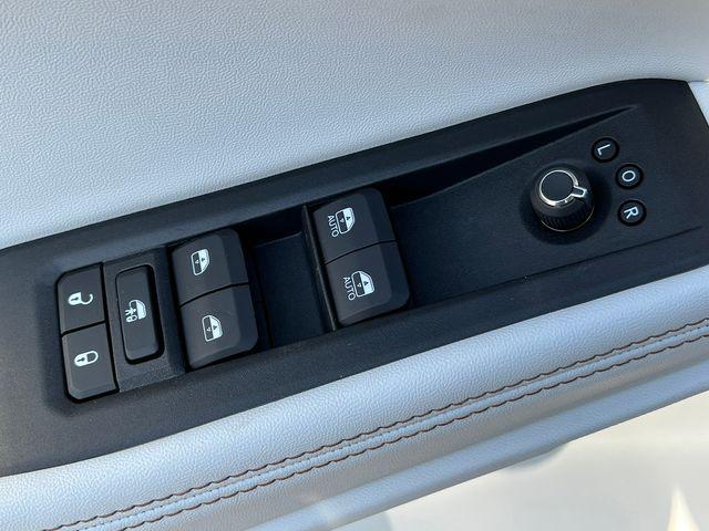 new 2026 Jeep Cherokee car, priced at $40,112