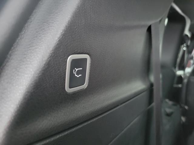 new 2026 Chrysler Voyager car, priced at $40,368