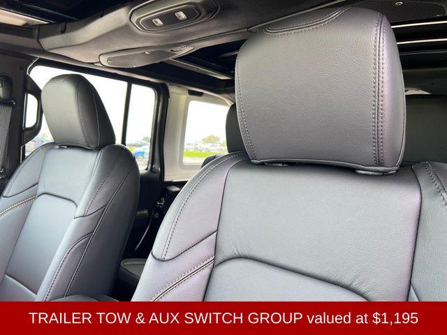 new 2025 Jeep Wrangler car, priced at $51,998