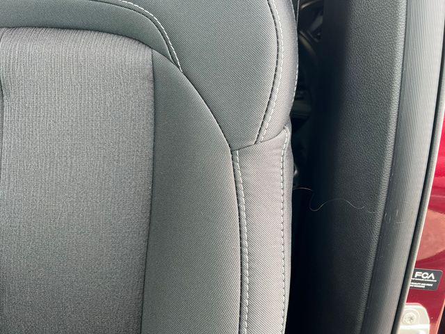 new 2025 Jeep Grand Cherokee car, priced at $35,856