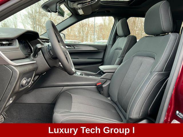 new 2025 Jeep Grand Cherokee car, priced at $35,856