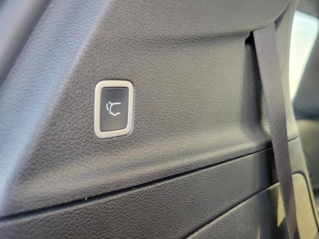 new 2026 Chrysler Pacifica car, priced at $45,757