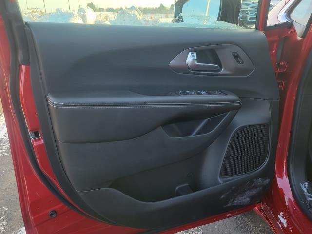 new 2026 Chrysler Pacifica car, priced at $45,757