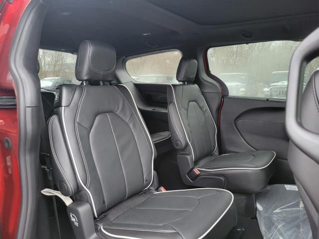 new 2026 Chrysler Pacifica car, priced at $52,589