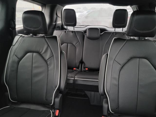 new 2026 Chrysler Pacifica car, priced at $52,589