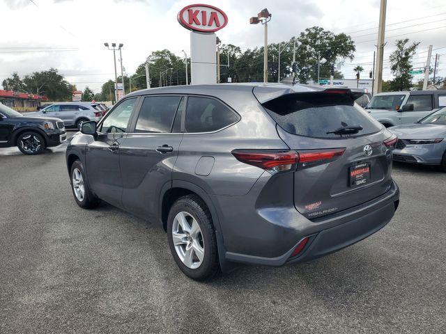 used 2024 Toyota Highlander car, priced at $32,500