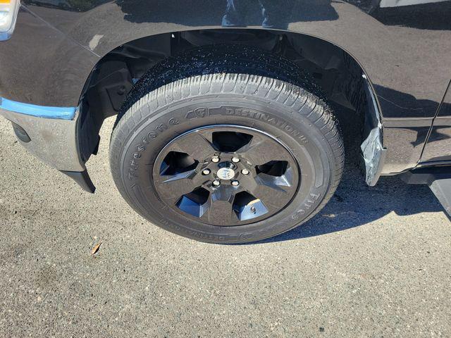 used 2021 Ram 1500 car, priced at $28,000