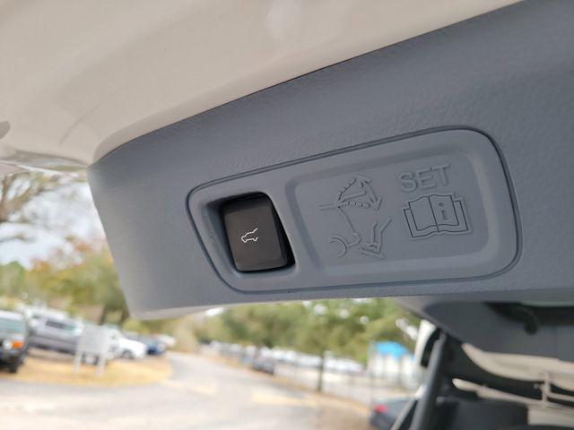 used 2018 Lincoln Navigator car, priced at $33,500