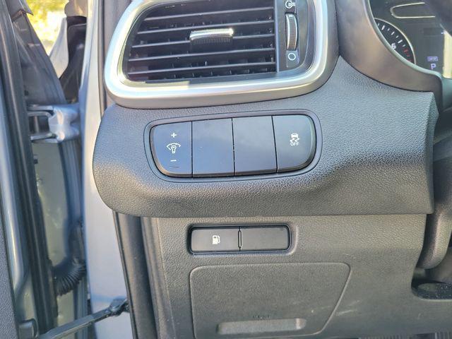 used 2020 Kia Sorento car, priced at $14,000