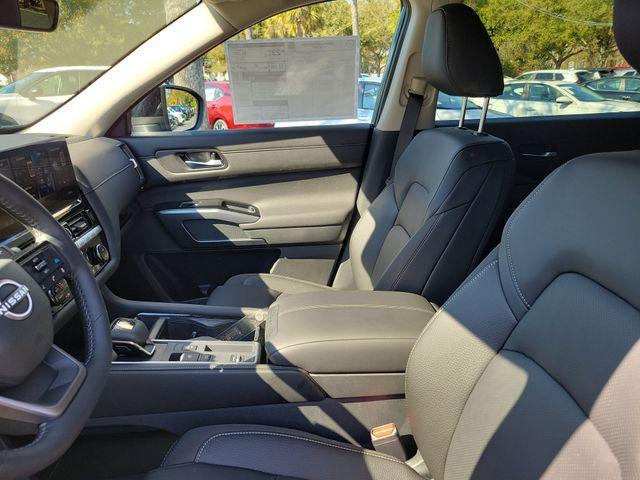 new 2026 Nissan Pathfinder car, priced at $38,974