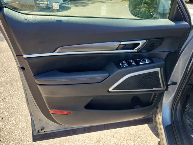 used 2025 Kia Telluride car, priced at $33,700