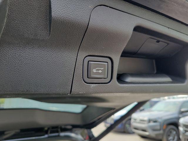 used 2023 GMC Acadia car, priced at $25,000