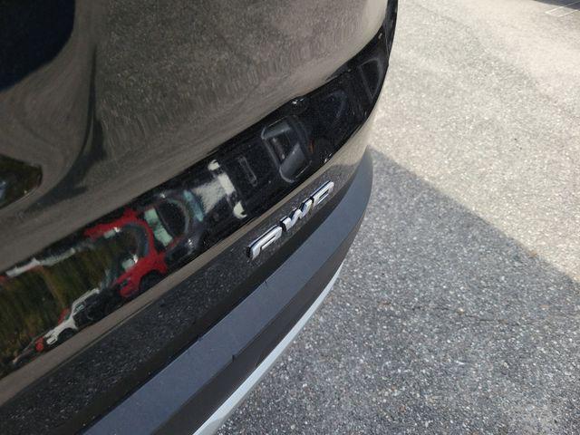 used 2023 GMC Acadia car, priced at $25,000