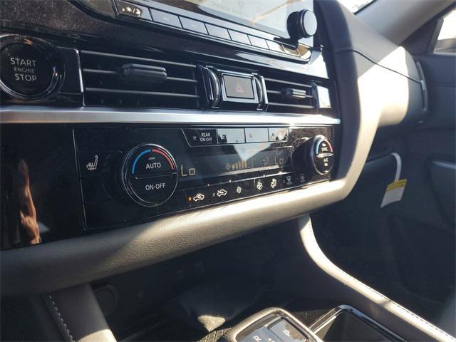 new 2025 Nissan Pathfinder car, priced at $37,288