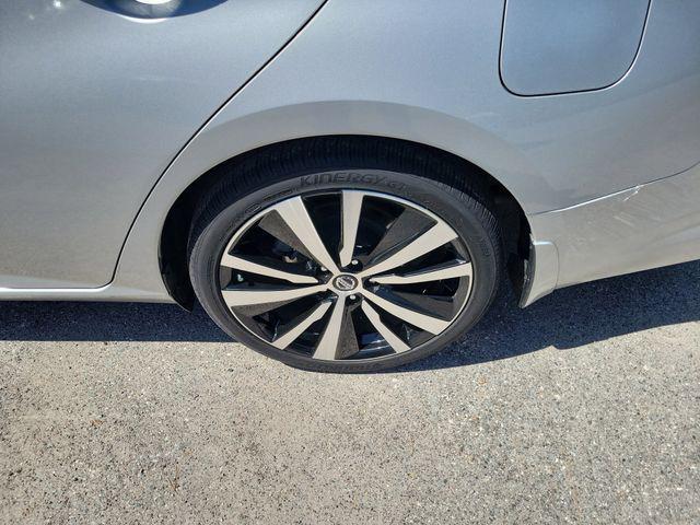 used 2019 Nissan Altima car, priced at $18,000