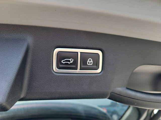 used 2023 Kia Sorento car, priced at $26,500