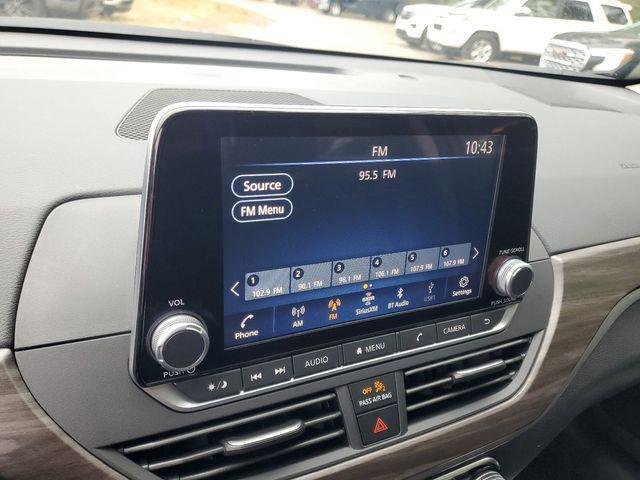 new 2025 Nissan Altima car, priced at $22,051