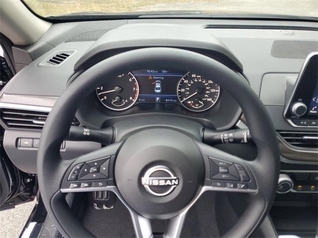 new 2025 Nissan Altima car, priced at $25,051