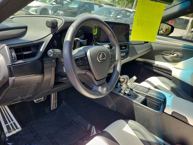 used 2022 Lexus ES 300h car, priced at $36,000