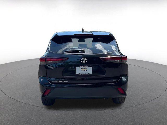 used 2025 Toyota Highlander car, priced at $34,949