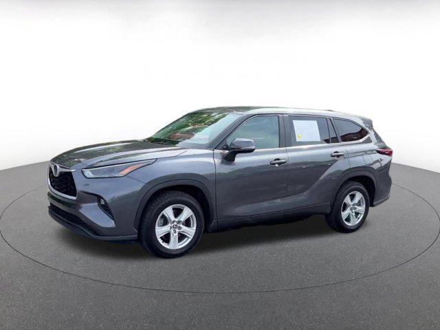 used 2025 Toyota Highlander car, priced at $35,449
