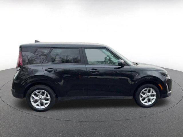 used 2025 Kia Soul car, priced at $16,337