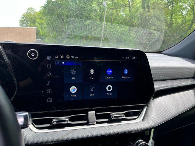 used 2025 Chevrolet Equinox car, priced at $22,995