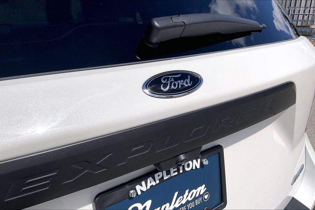used 2022 Ford Explorer car, priced at $22,650