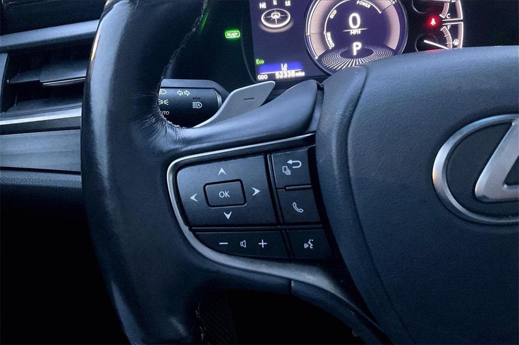 used 2019 Lexus ES 300h car, priced at $26,650