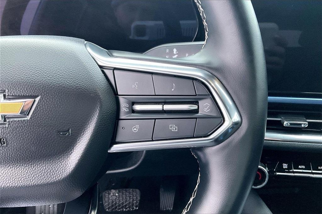 used 2024 Chevrolet Equinox EV car, priced at $22,049