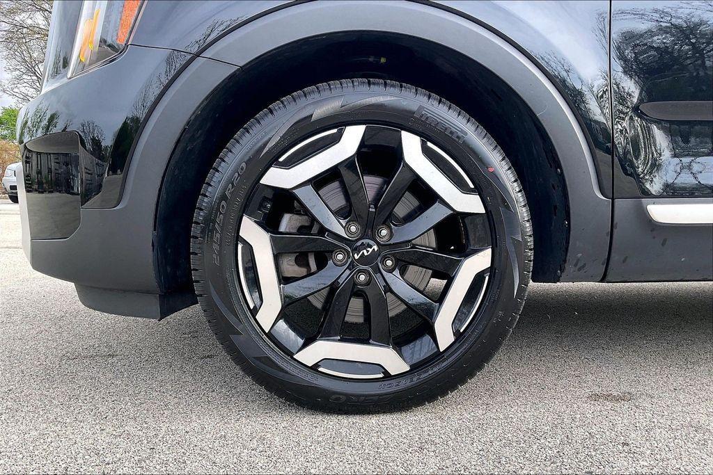 used 2024 Kia Telluride car, priced at $33,400