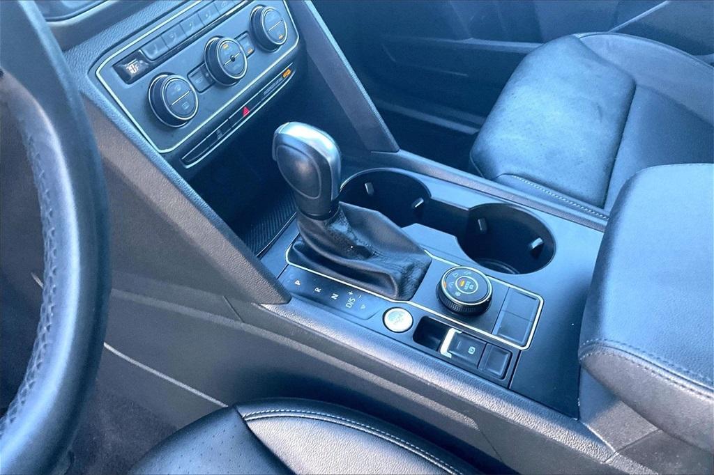 used 2020 Volkswagen Atlas car, priced at $23,999