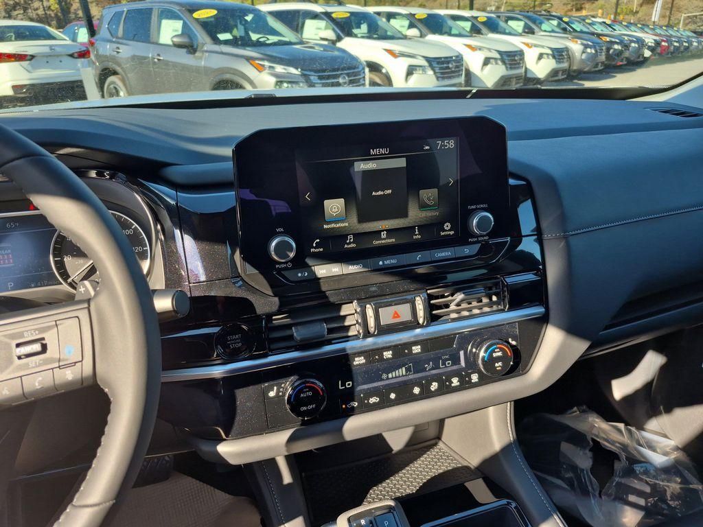 new 2025 Nissan Pathfinder car, priced at $41,185