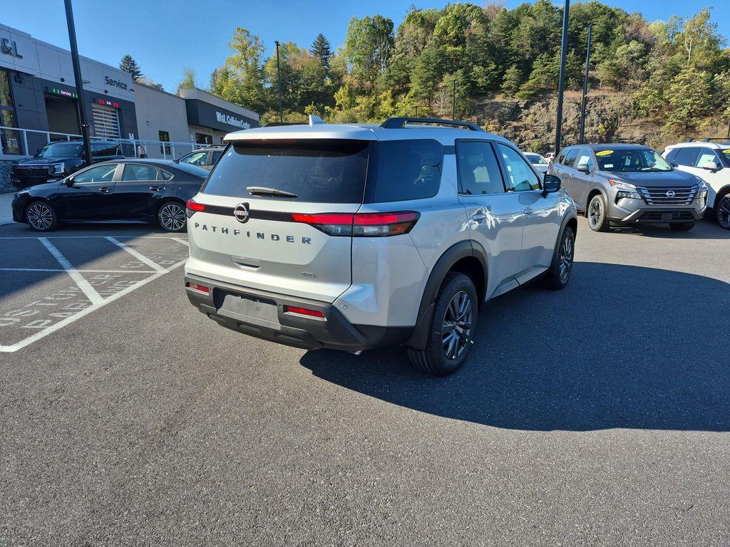 new 2025 Nissan Pathfinder car, priced at $41,185