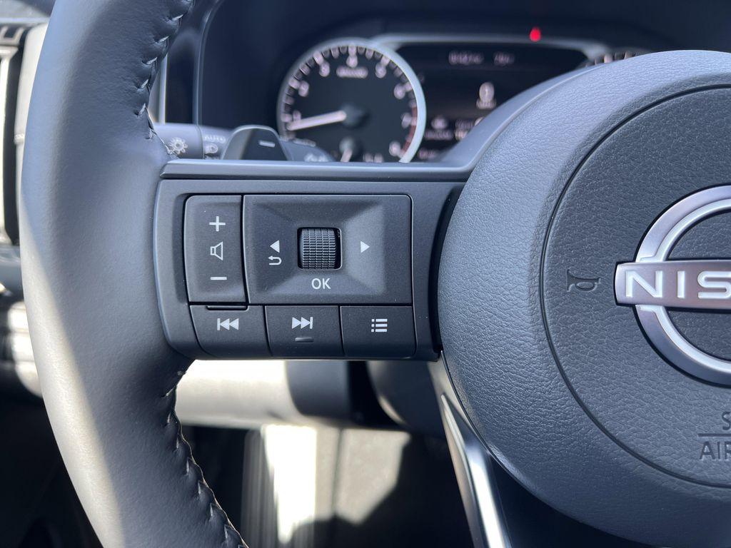 new 2025 Nissan Pathfinder car, priced at $41,506