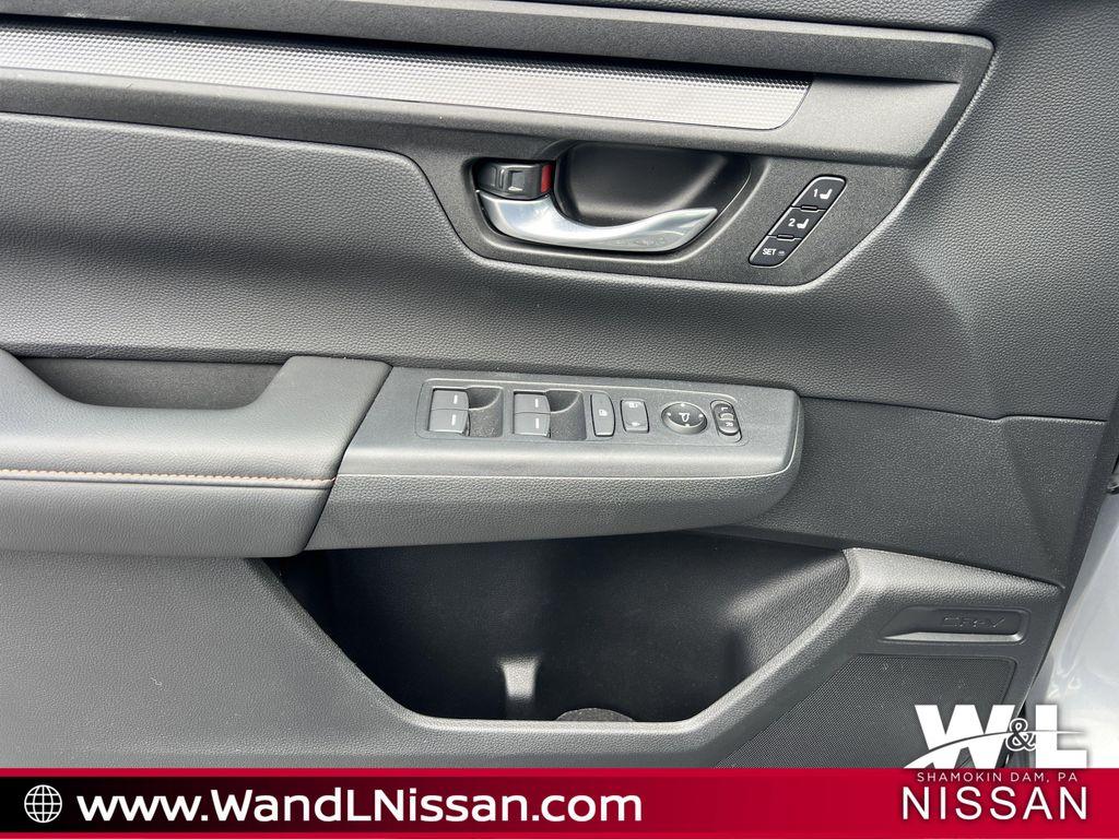 used 2025 Honda CR-V Hybrid car, priced at $34,920