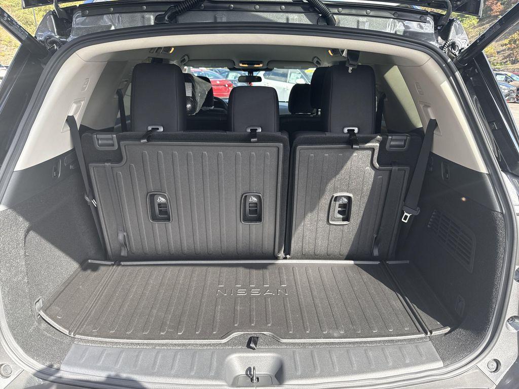 new 2025 Nissan Pathfinder car, priced at $41,506