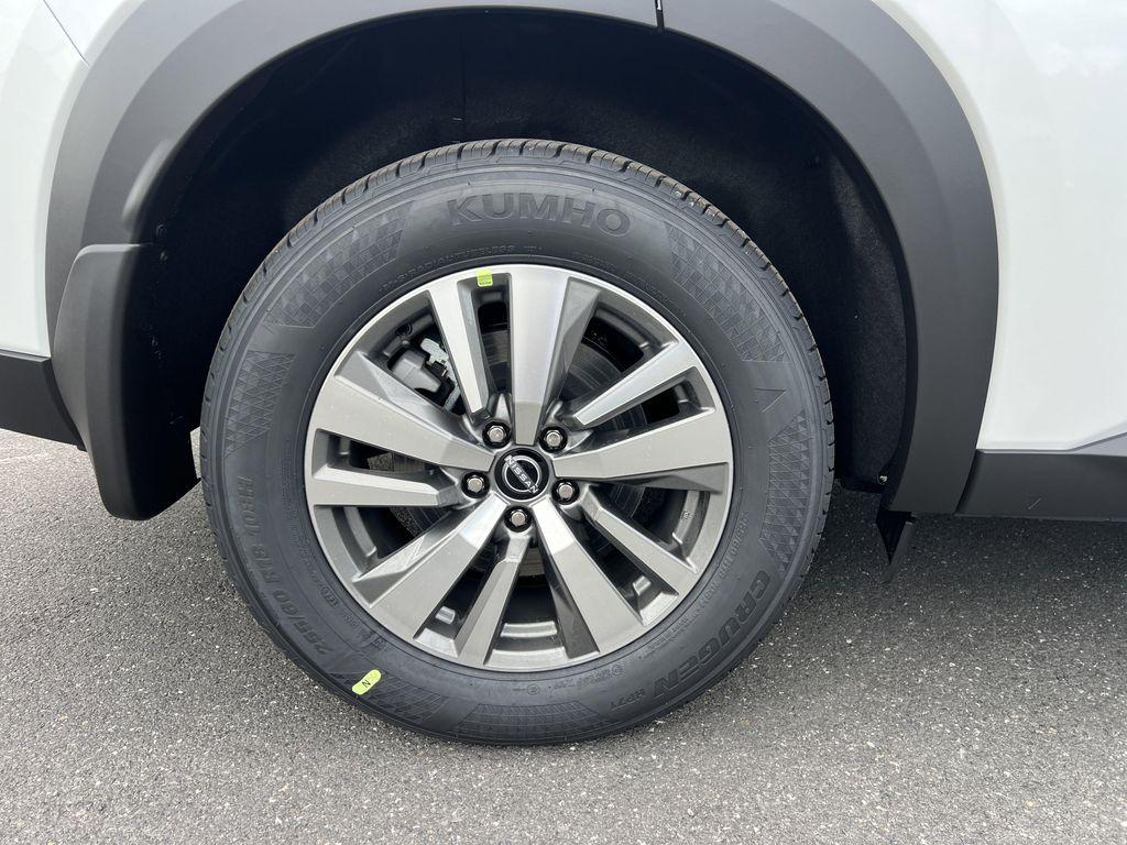 new 2026 Nissan Pathfinder car, priced at $44,467
