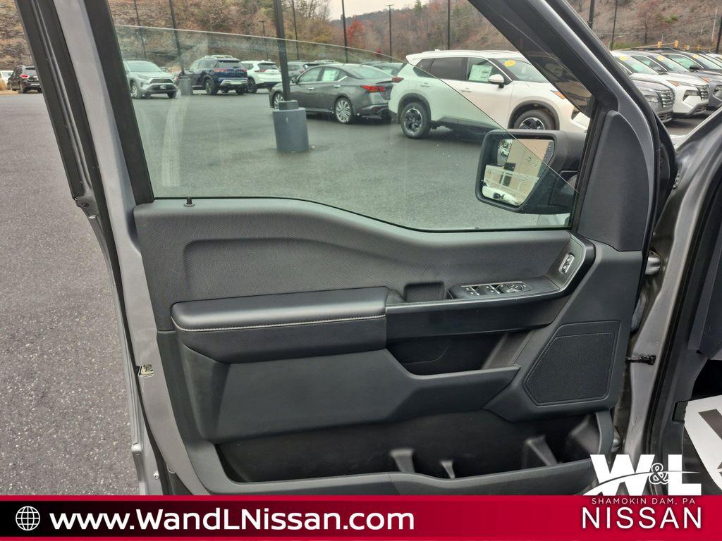 used 2021 Ford F-150 car, priced at $32,000