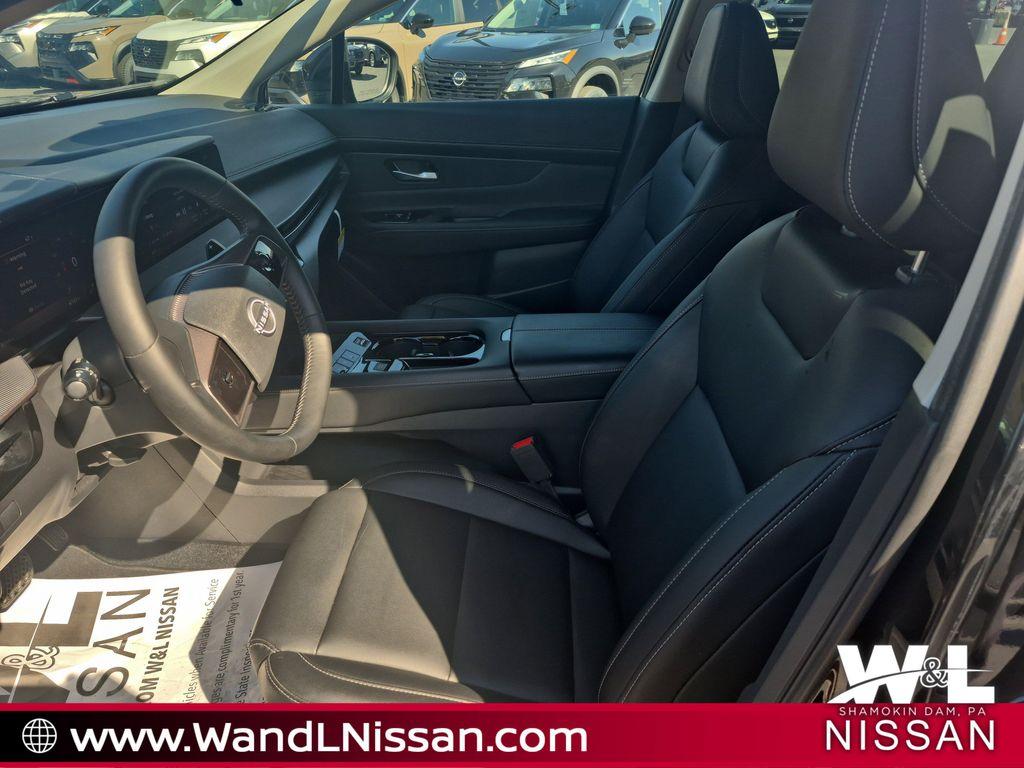 used 2025 Nissan Murano car, priced at $33,656