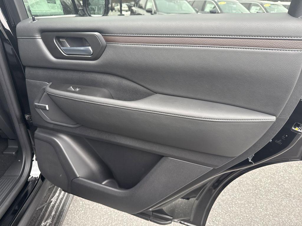 new 2026 Nissan Armada car, priced at $67,136