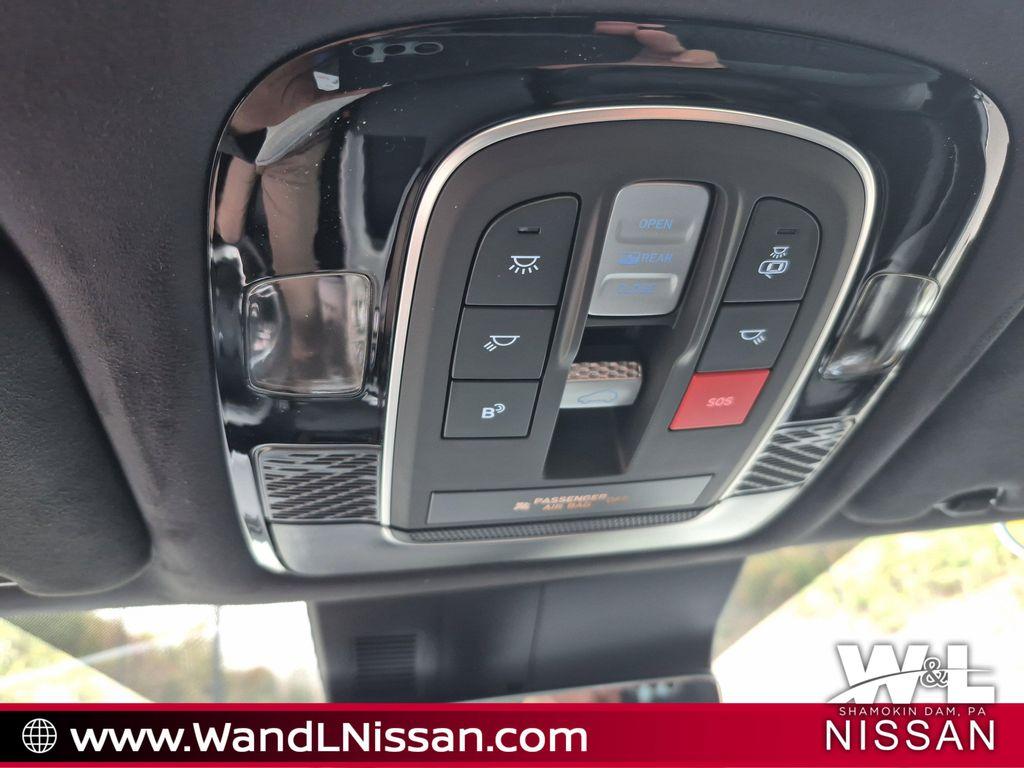 used 2025 Hyundai Palisade car, priced at $49,369