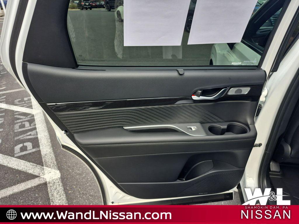 used 2025 Hyundai Palisade car, priced at $49,369